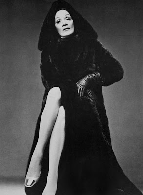 Marlene Dietrich, 1969 print ad blackglama mink