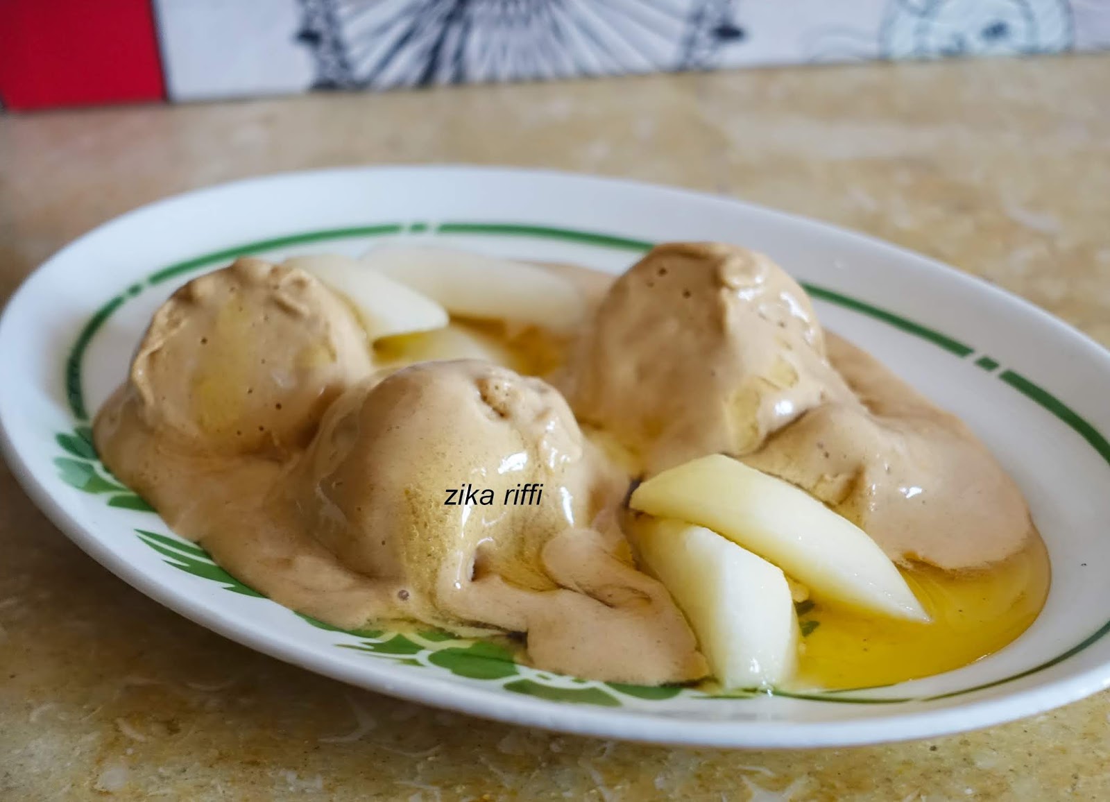 GLACE CAFÉ CARAMEL SANS SORBETIÈRE ET SANS ŒUFS