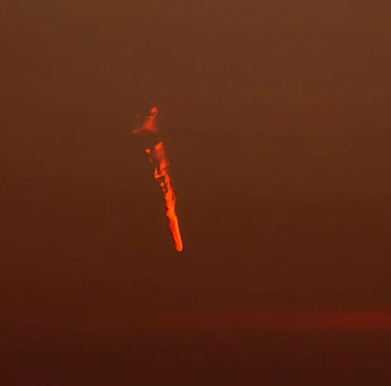 Massive Burning Object Falls From Sky Over Stretham, Cambridgeshire UK 2