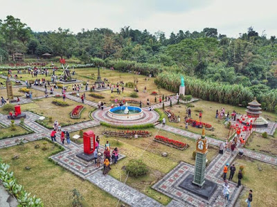 Merapi Park “ The World Landmarks”. Merapi Park “ The World Landmarks”.