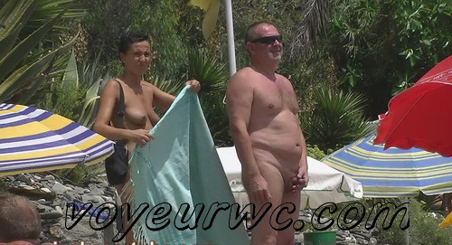 JT Nude Beach 088-115 (Tempting women sunbathing in a nude beach video)