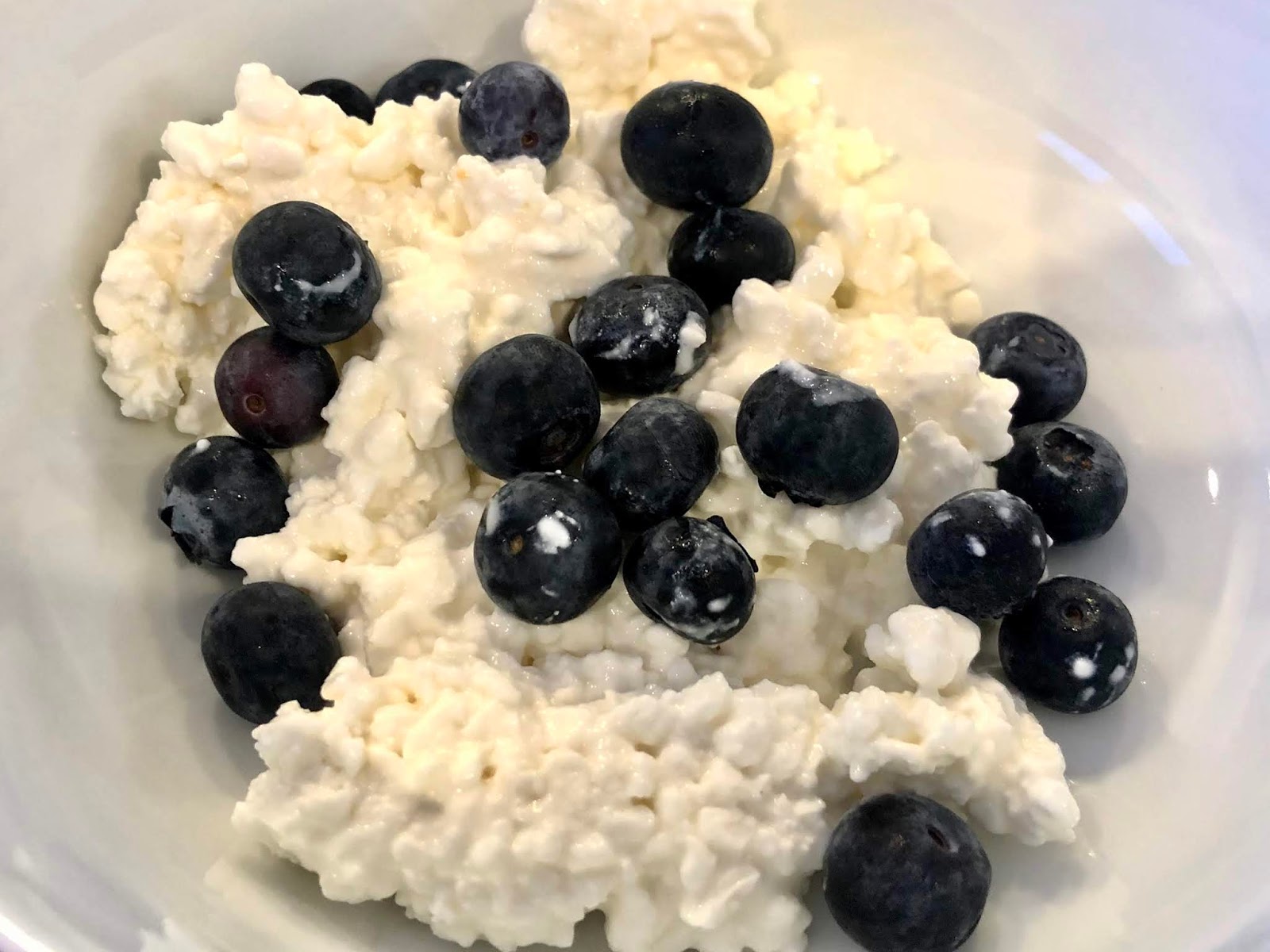 GREAT EATS HAWAII COTTAGE CHEESE AND BLUEBERRIES