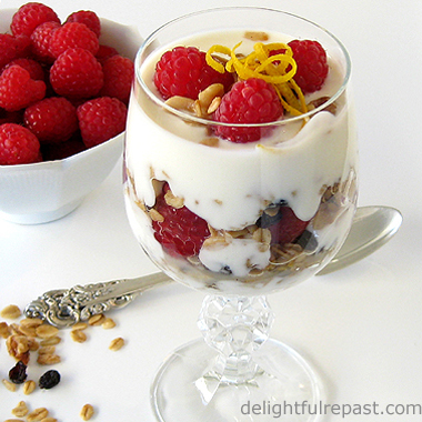 Recipes for November and Beyond (this one - Homemade Granola and Granola Parfaits) / www.delightfulrepast.com