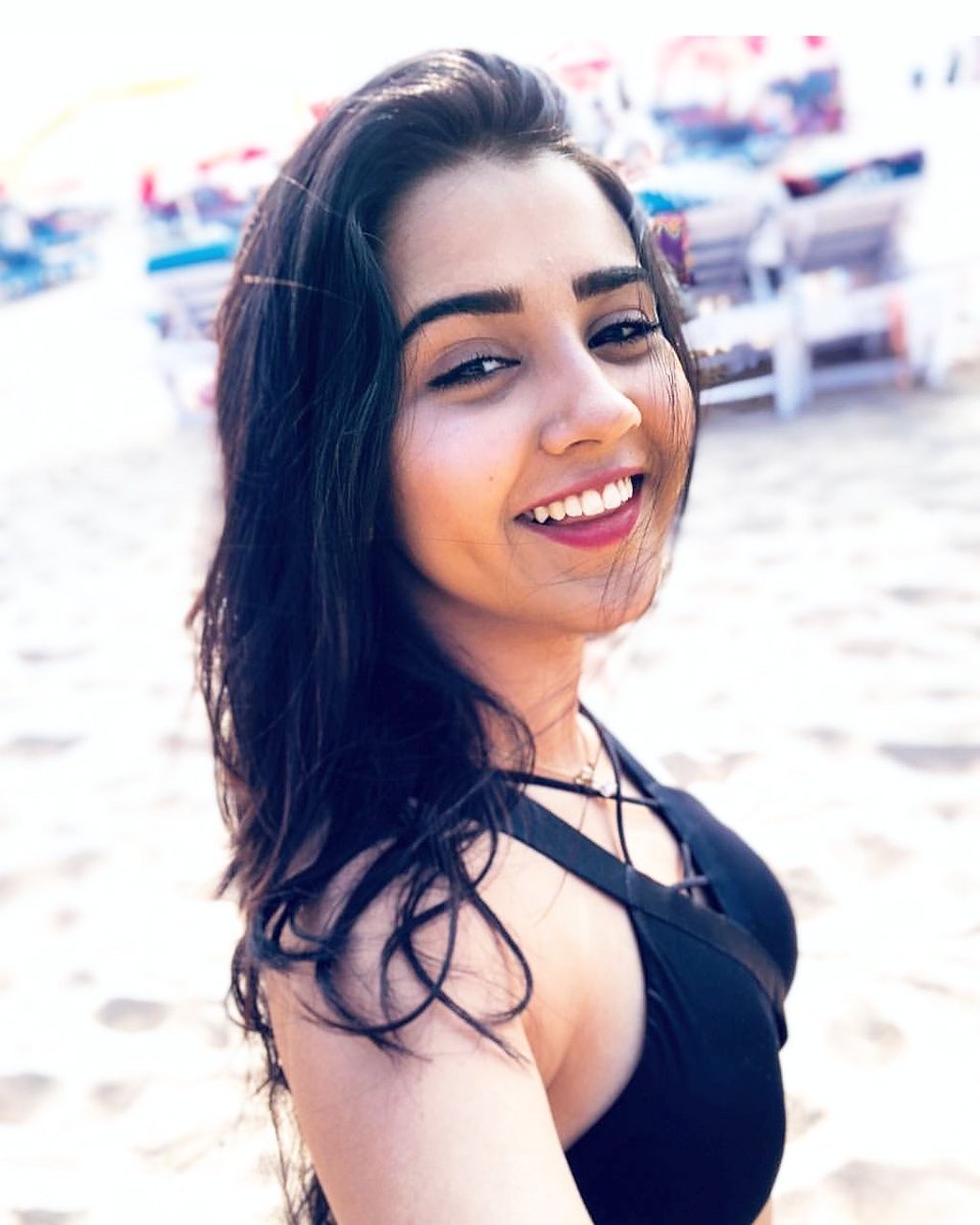 Roshni Walia Wiki Biography Dob Age Height Weight