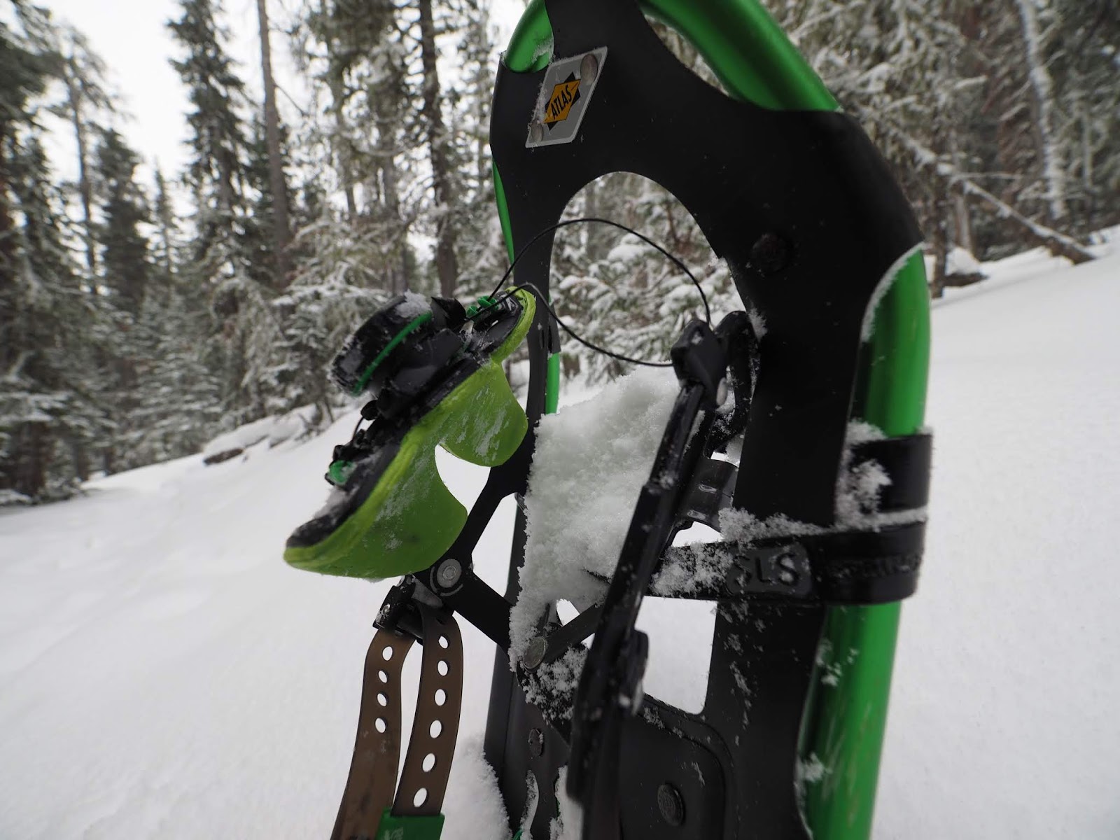 Atlas stratus snowshoe review