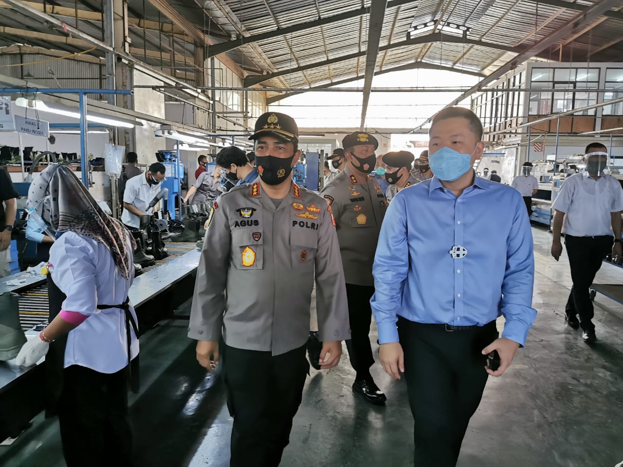 Perusahaan Pembuat Perlengkapan Pertahanan