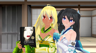 Dibujo anime japonés 3D. Dos chicas vestidas con kimonos, una rubia y otra morena, muestra un ejemplar de Memorias de una geisha