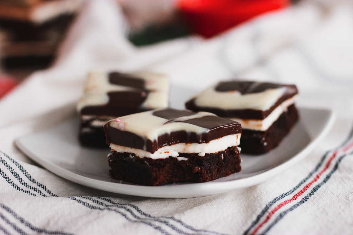 Peppermint Mocha Brownies DuncanHinesHoliday Confessions of a