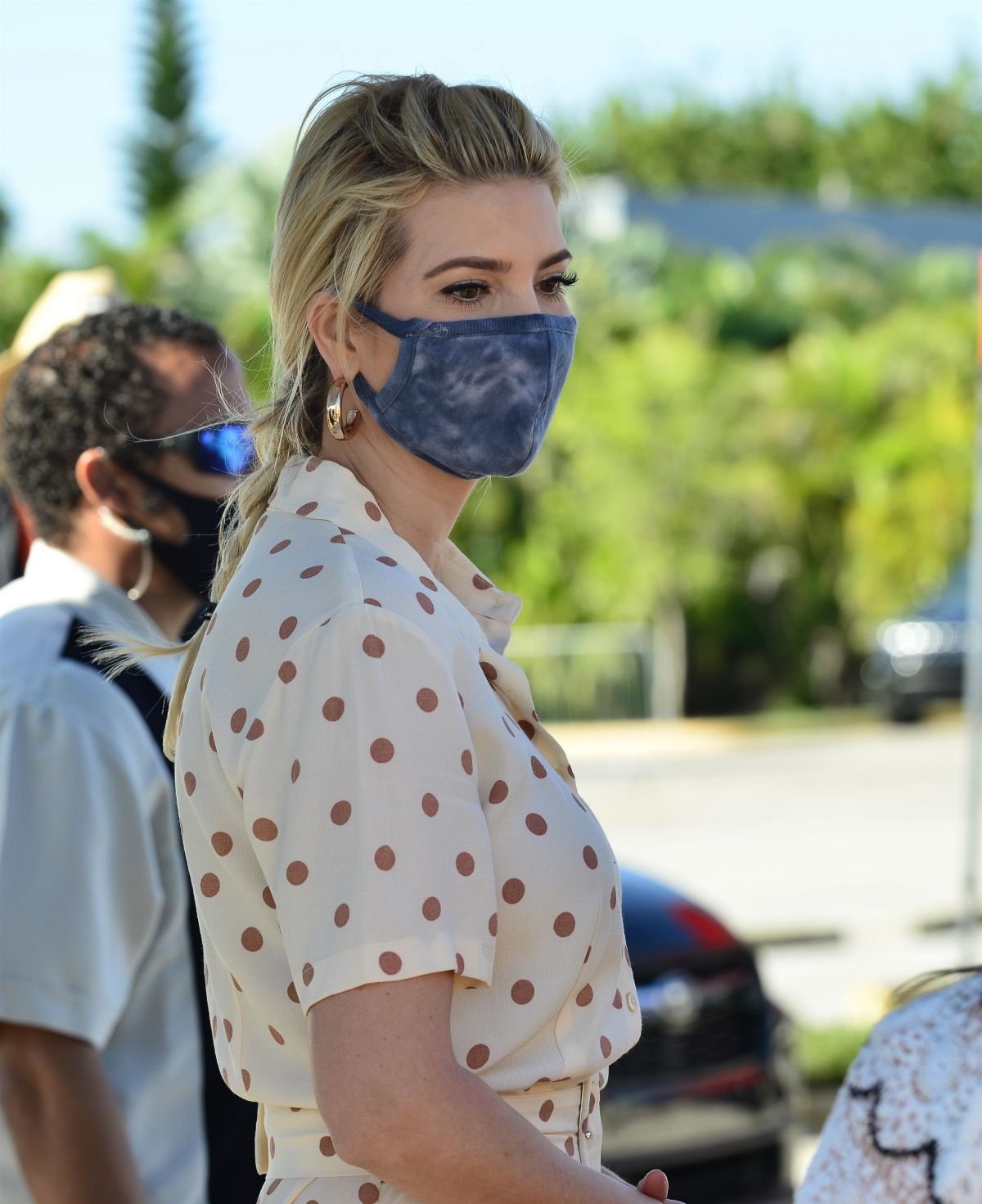 Ivanka Trump Clicked at a Farmer to Families Food Box Distribution in