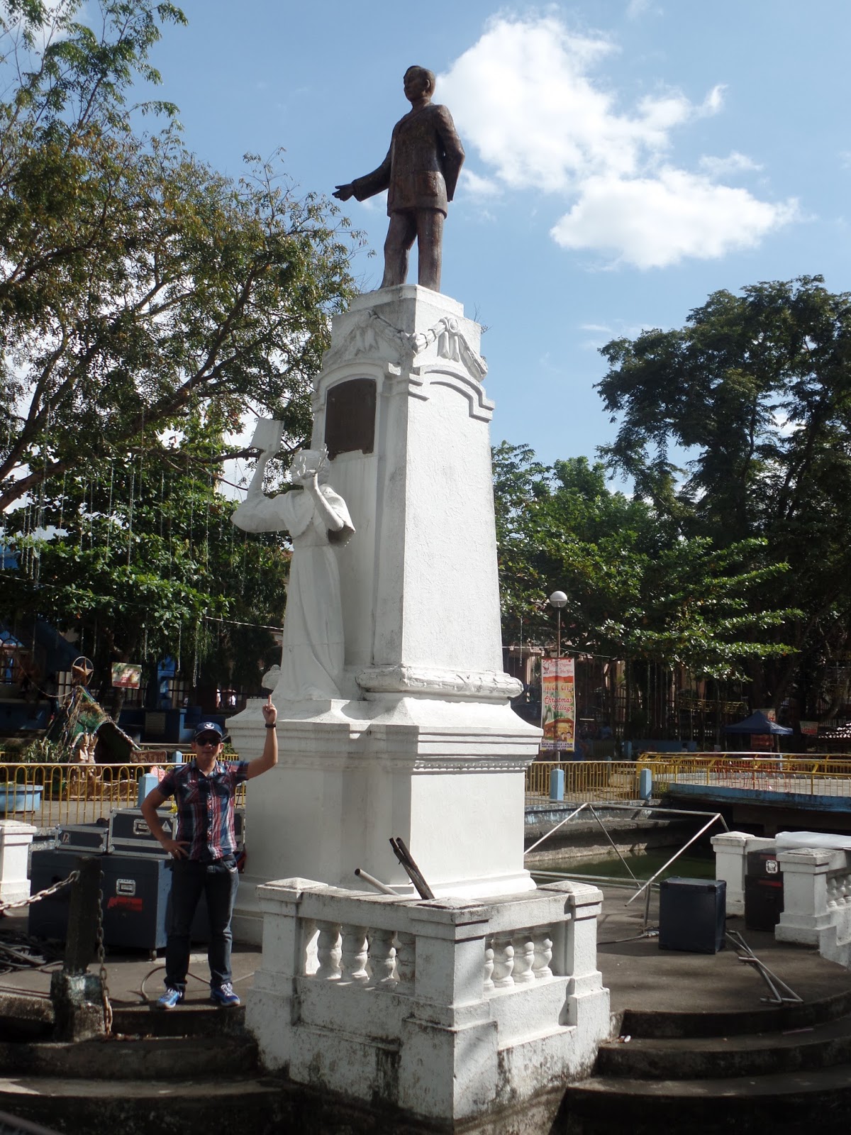 RIZAL IN IRIGA, CAMARINES SUR | DR. JOSE RIZAL MONUMENTS