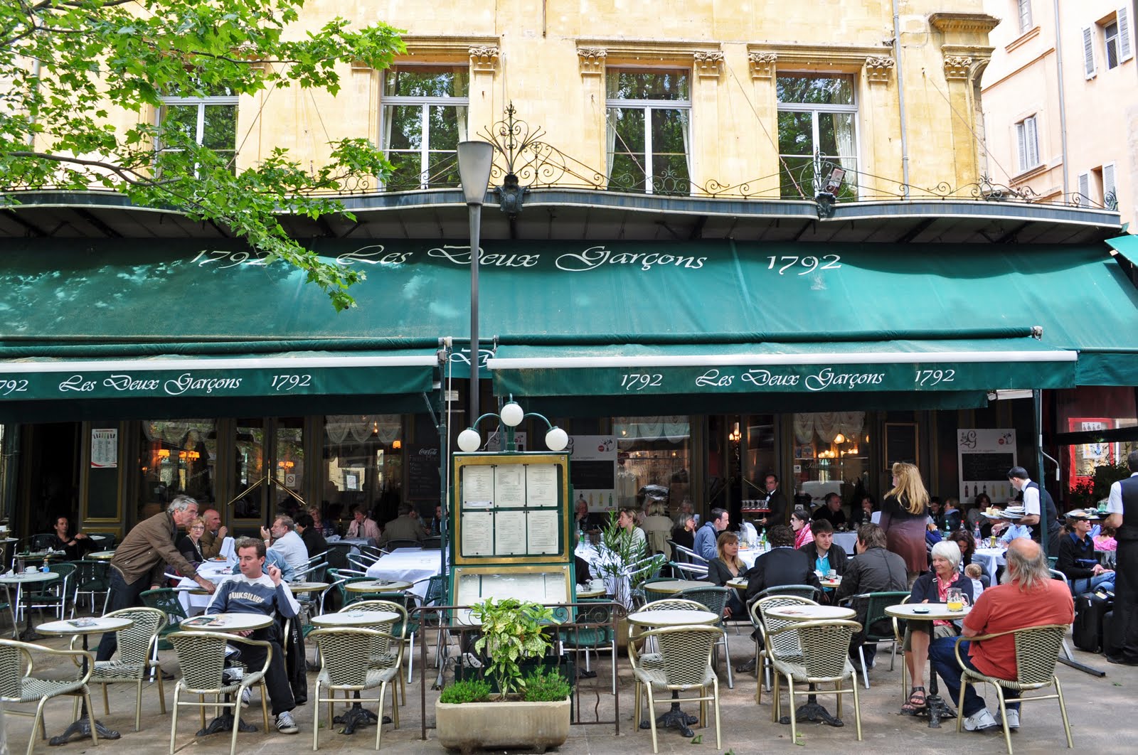 Magnon's Meanderings Of all the gin joints, in all.....