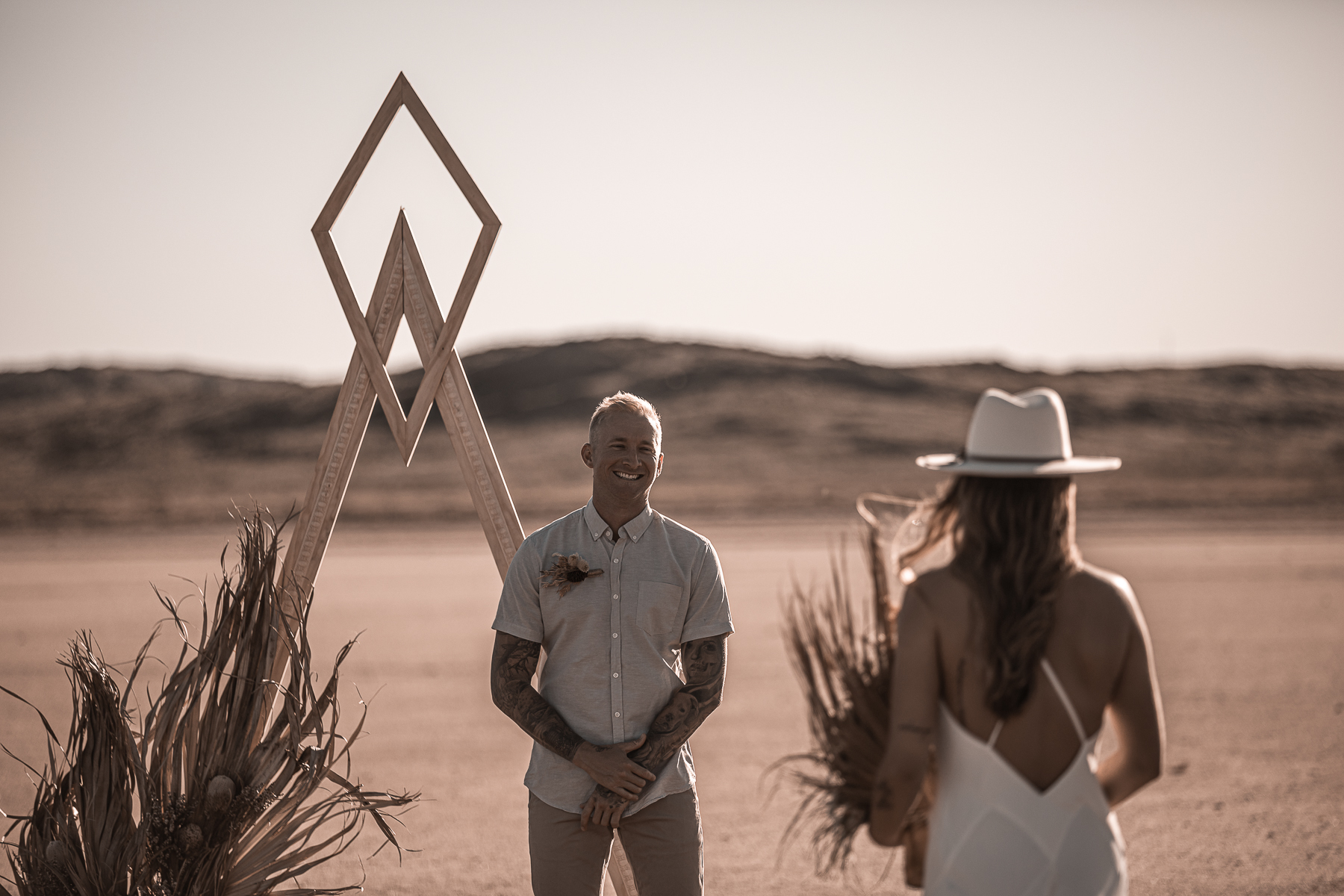 intimate bohemian elopement shoot | to the aisle pilbara region two unique photography and film weddings florals styling karratha wa