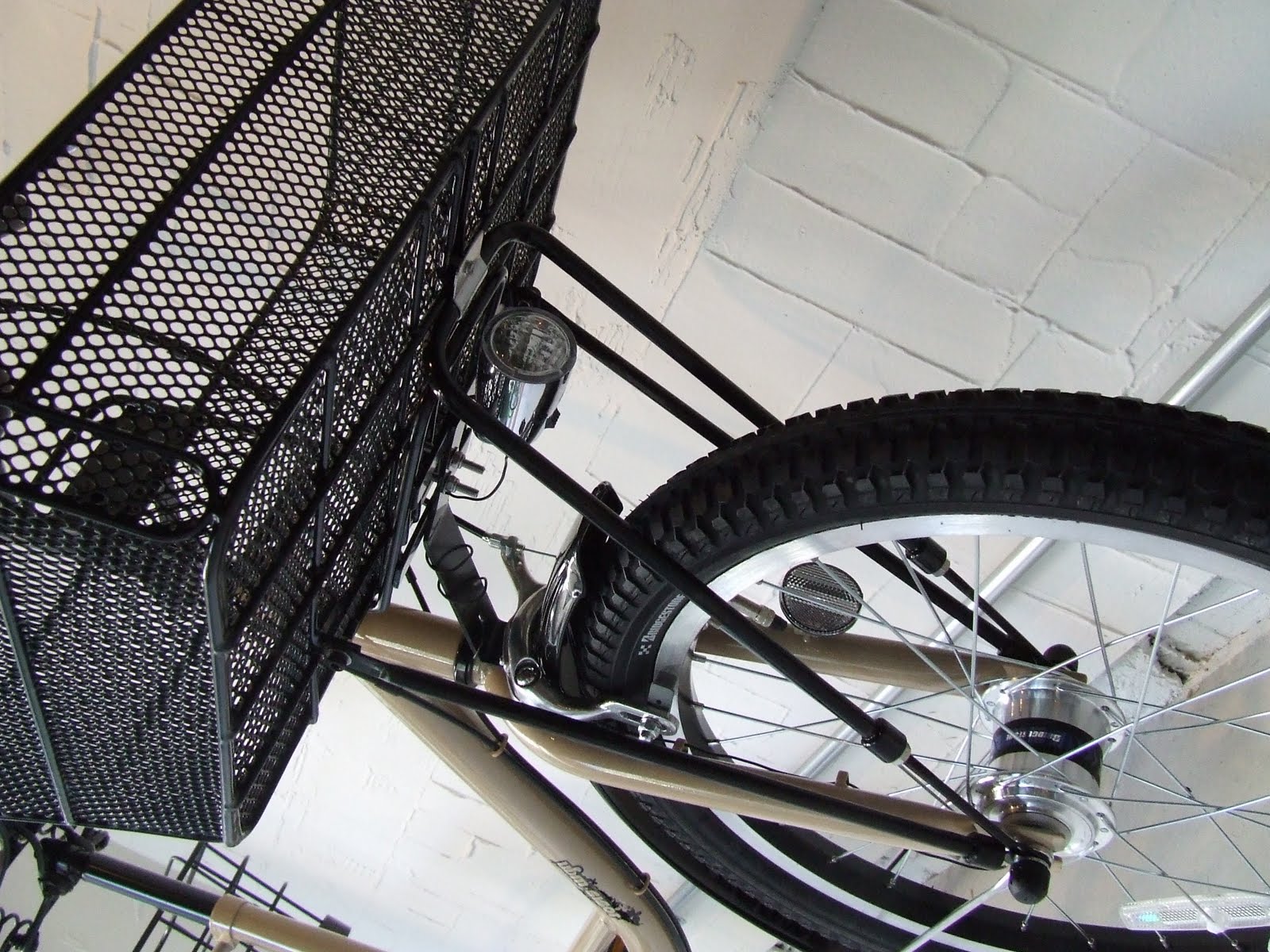 avelo Bicycle shop アヴェロ バイシクル ショップ 浦和 axiom Delivery Basket DLX
