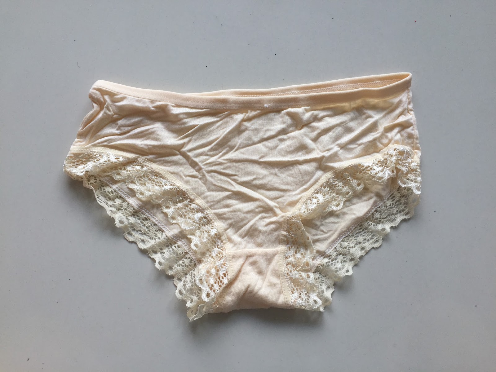 Bernice's Used Panties A Singapore Girl's Nice Scent ♥ Panties