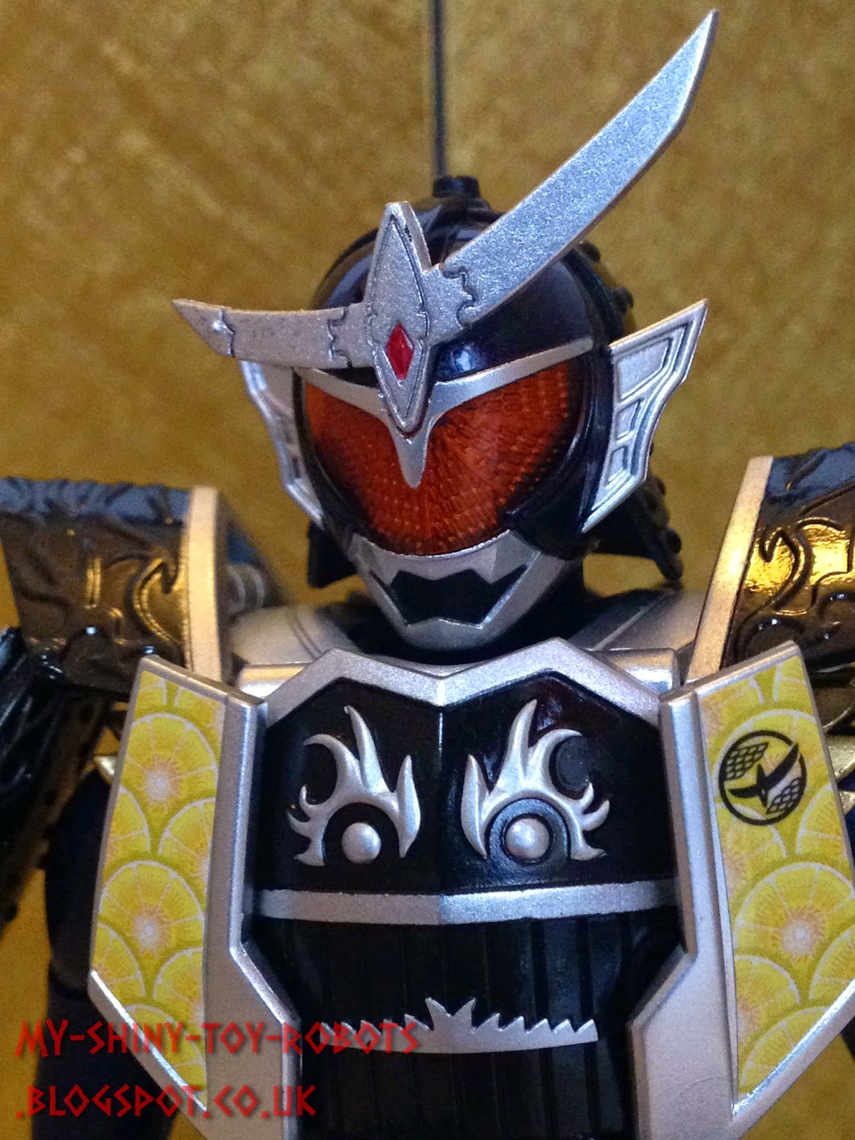 S.H. Figuarts Kamen Rider Gaim Jimber Lemon Arms