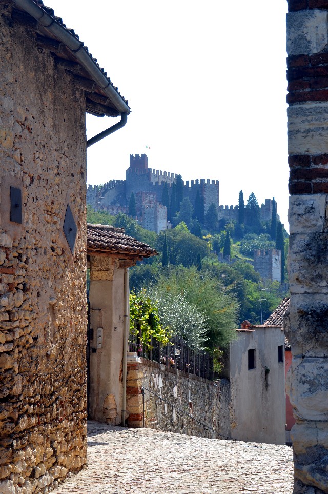 percorso dei 10 capitelli soave