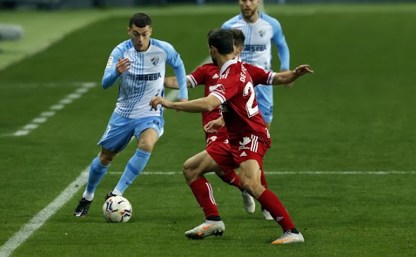 El Málaga cae contra el Cartagena en una noche fría (1-2)