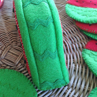 KBB Crafts & Stitches: Felt Watermelon Basket