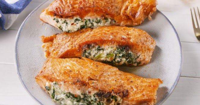 Creamy Spinach Stuffed Salmon in Garlic Butter #easy #healthy