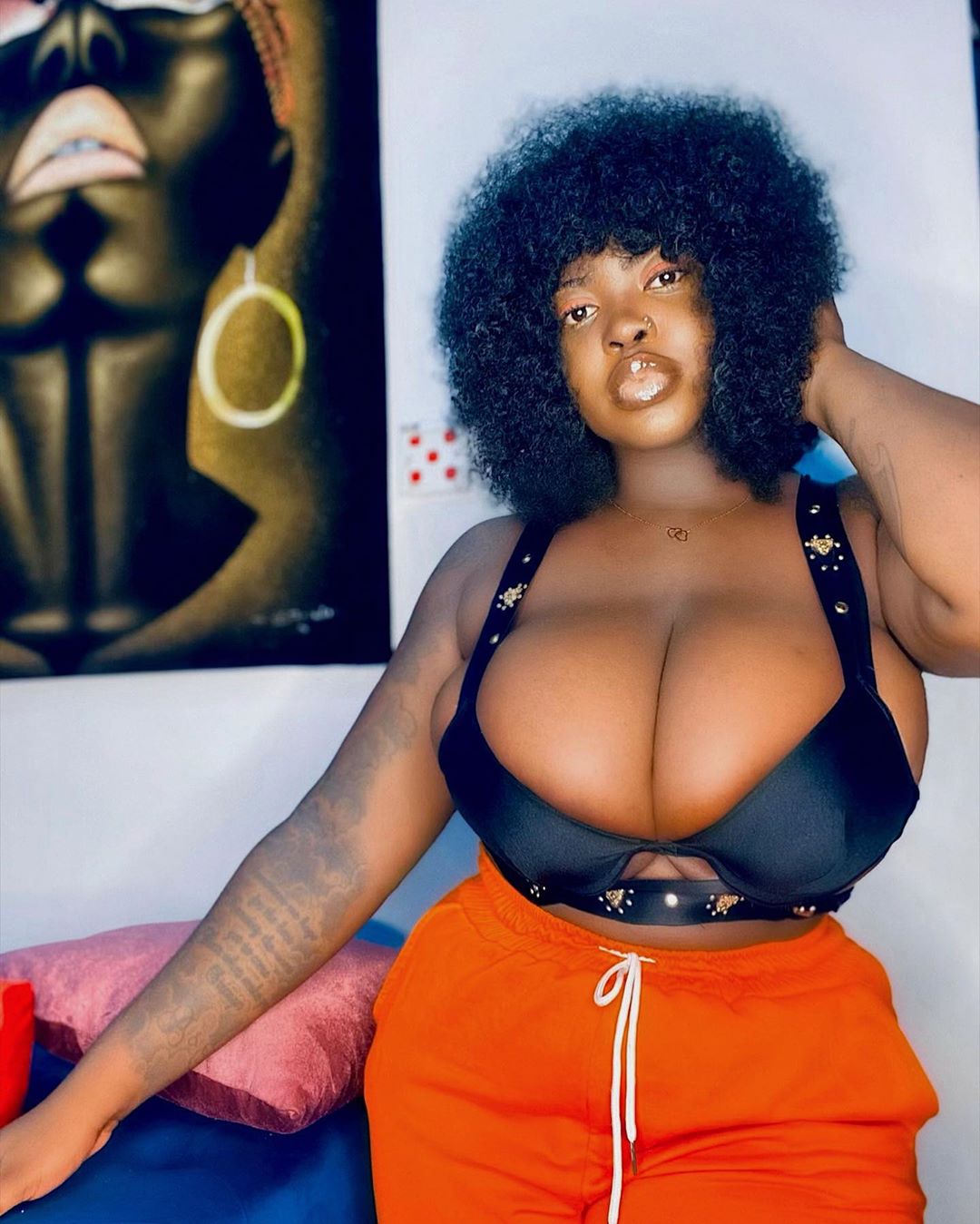 Peace Olayemi 10 Sexiest Instagram Pictures: Biography, Age, Wikipedia, Vid...