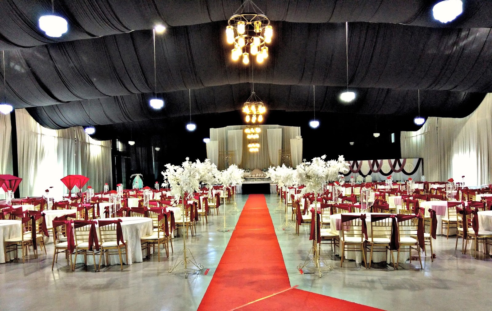 PAKEJ KATERING DAN SEWA DEWAN DI UBE BANQUET HALL D'NILAI 3