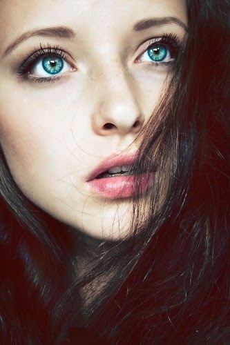 Blue Eyes Girls Looking Beautiful and Gorgeous ~ Funky Pics World