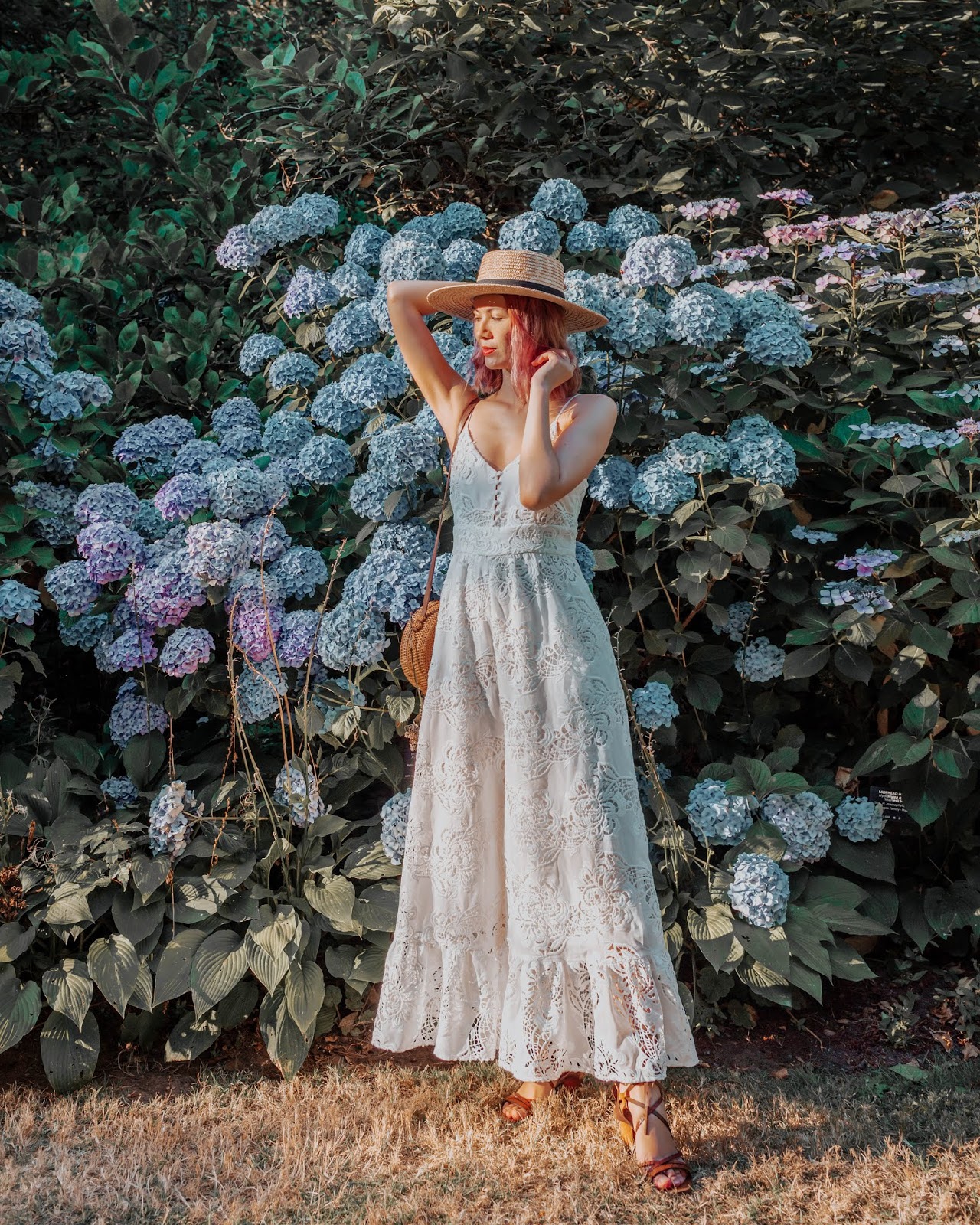 Flower Summer Lookbook VanDusen Botanical Garden, Vancouver, pink hair, boater hat, rattan purse, wicker purse, style blogger, travel style, travel blogger, things to do in vancouver, summer lookbook, fall lookbook, fall trends, canadian blogger, canadian fashion, nordstrom, zara fall 2018, roju store, urban outfitters, australian fashion