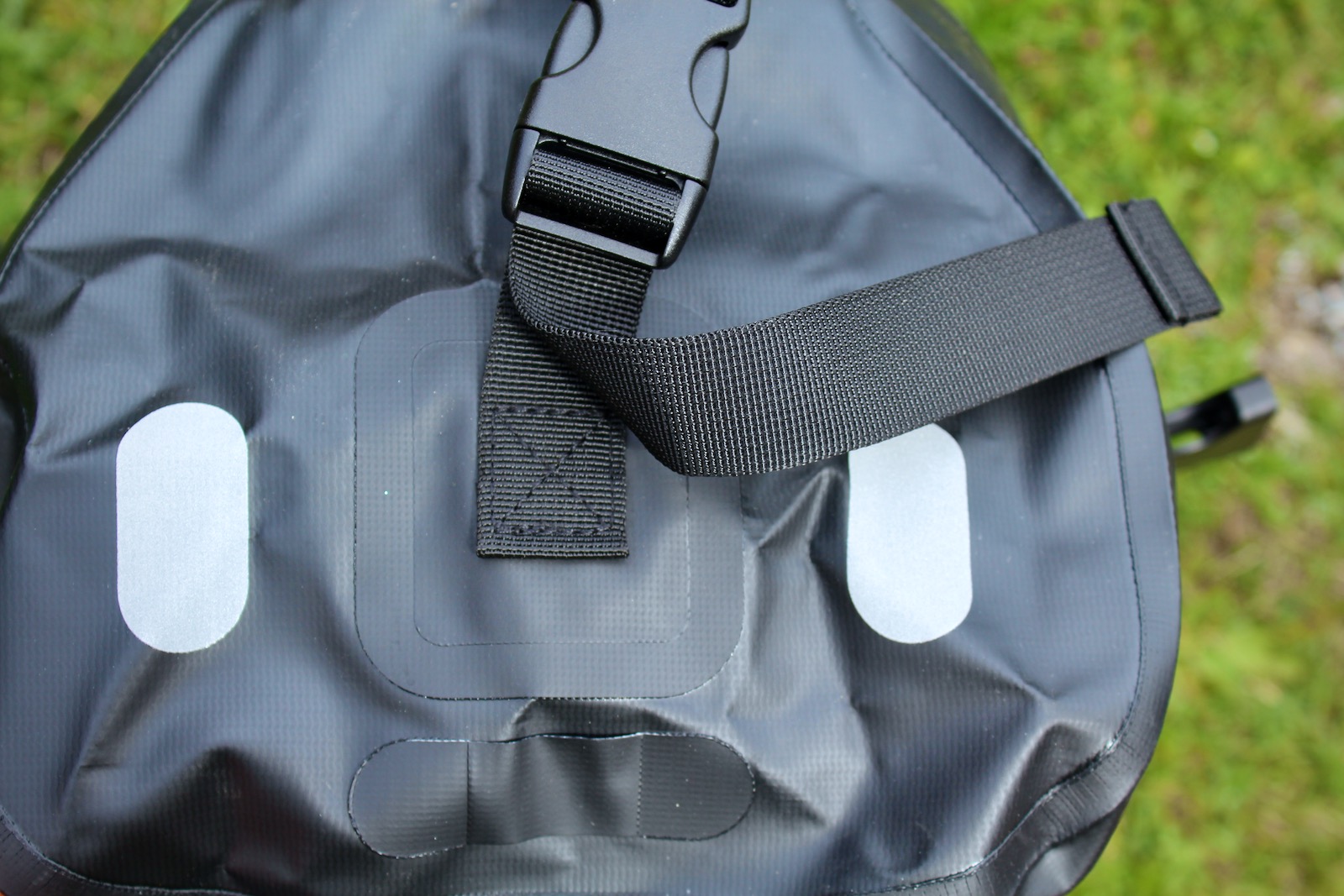 Review BTR Waterproof Pannier Rack RollTop Duffel Bag