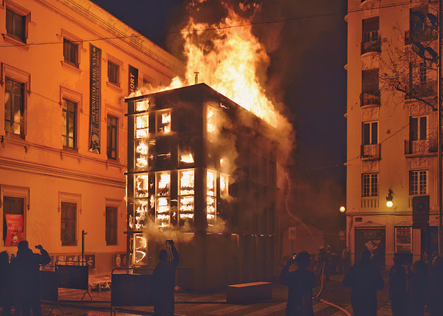 Views Reviews Hyperrealism Sculpture Kunsthal Rotterdam