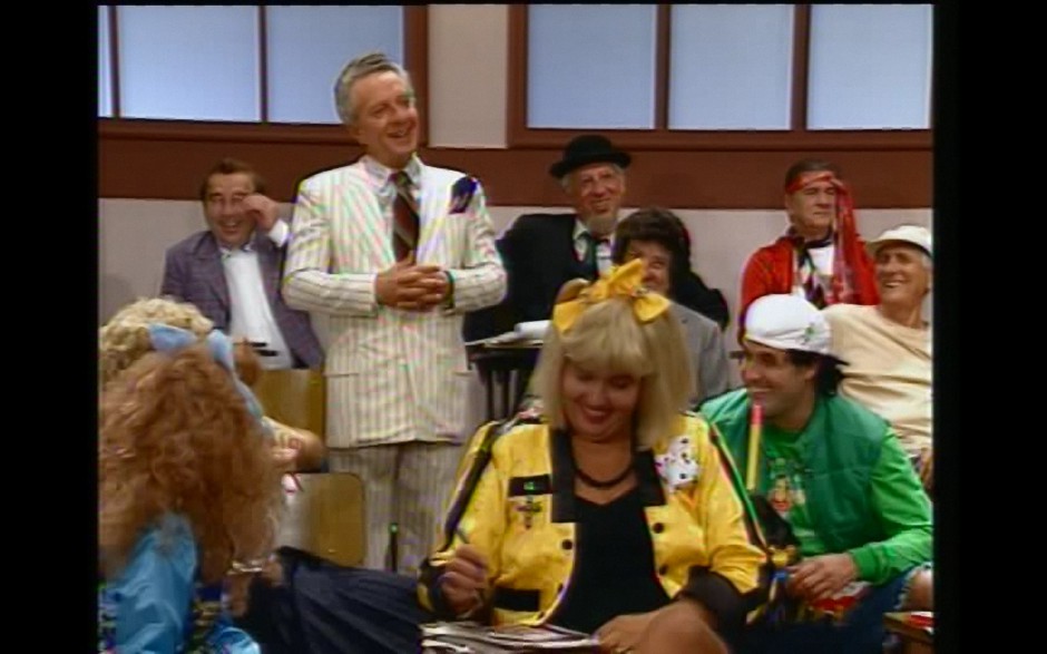 ESCOLINHA DO PROFESSOR RAIMUNDO - SÉRIE INCOMPLETA (NACIONAL/DVD-RIP/TV-RIP) – 1990/2001 FormatFactory4