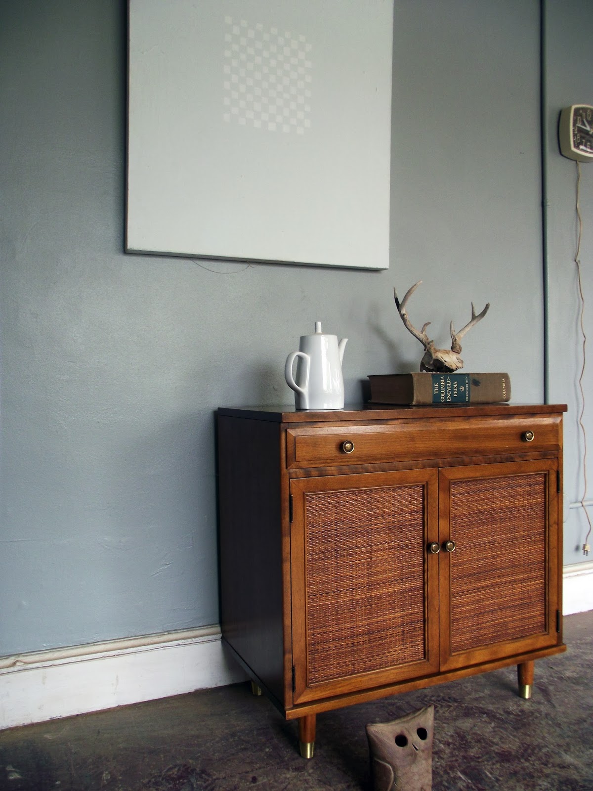 Vintage Ground Retro Small Credenza / Media Console / Entry Table