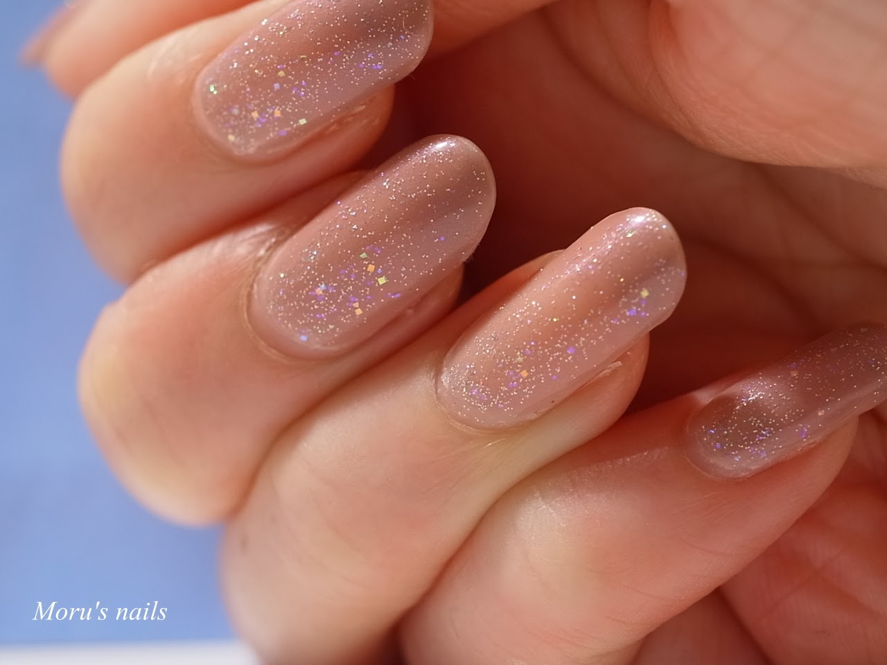 Moru's nails つなぎの透明感ネイル