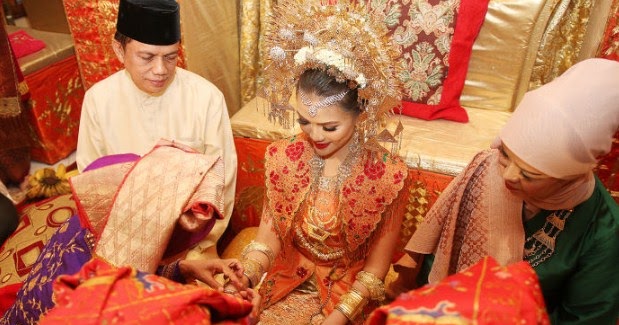 Makna Arti Dan Lirik Lagu Malam Bainai Beserta Penjelasan Singkatnya Kumpulan Lagu Daerah