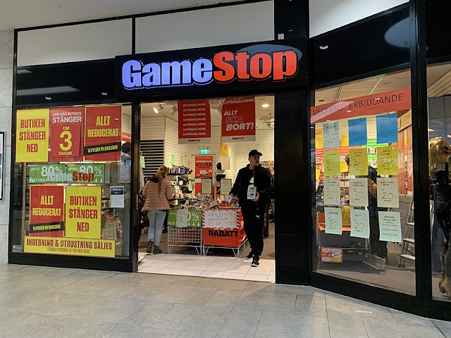 GameStop May Be a Business, But Nokia Certain Isn't