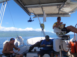 Lunch between dives on Beachhouse