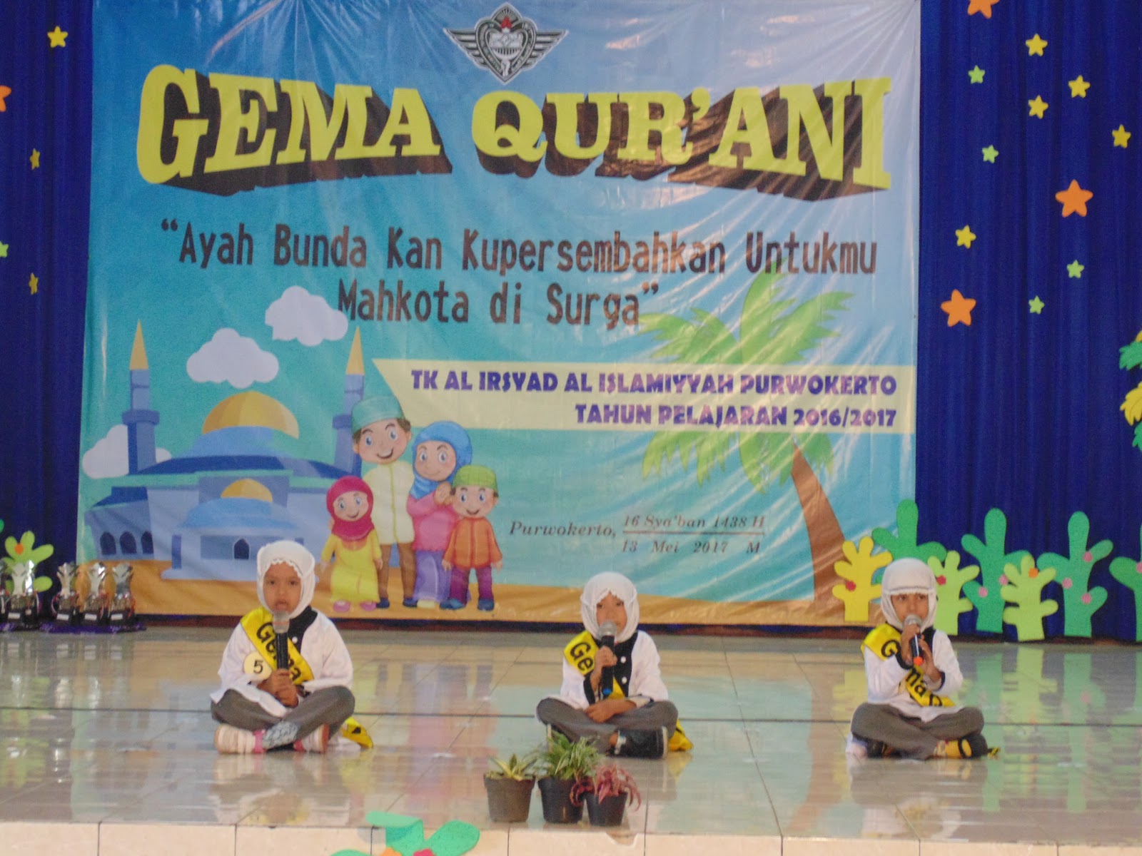 Sabtu 13 05 2017 TK A dan TK Al Irsyad mengikuti kegiatan Gema Qurani Acara berlangsung di Balai Desa Purwokerto Wetan dengan mengambil Tema “