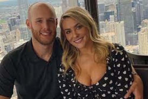 zack-wheeler-with-his-wife-dominique.jpg