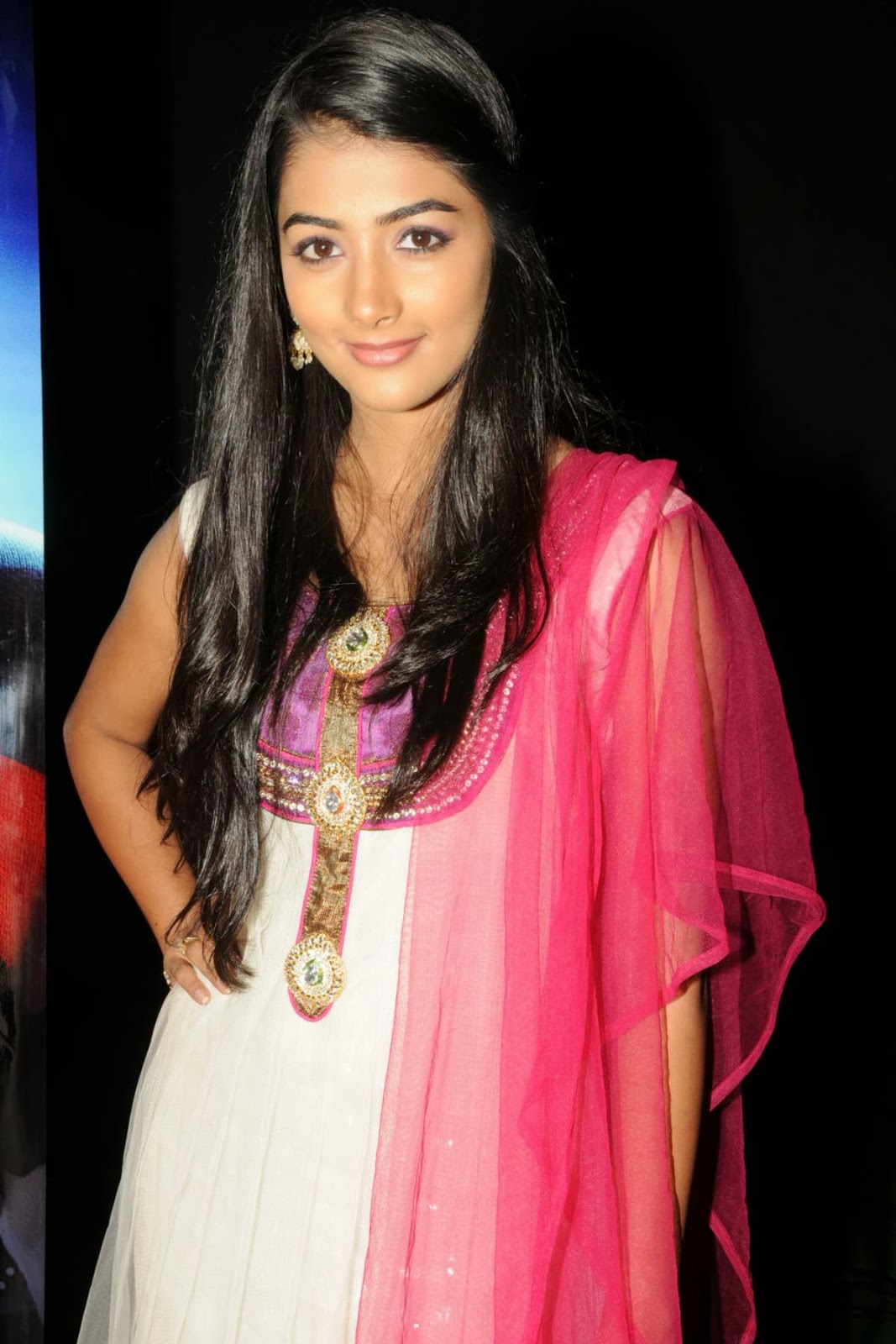 Pooja Hegde Latest Unseen HD wallpapers || Pooja Hegde Latest Hot