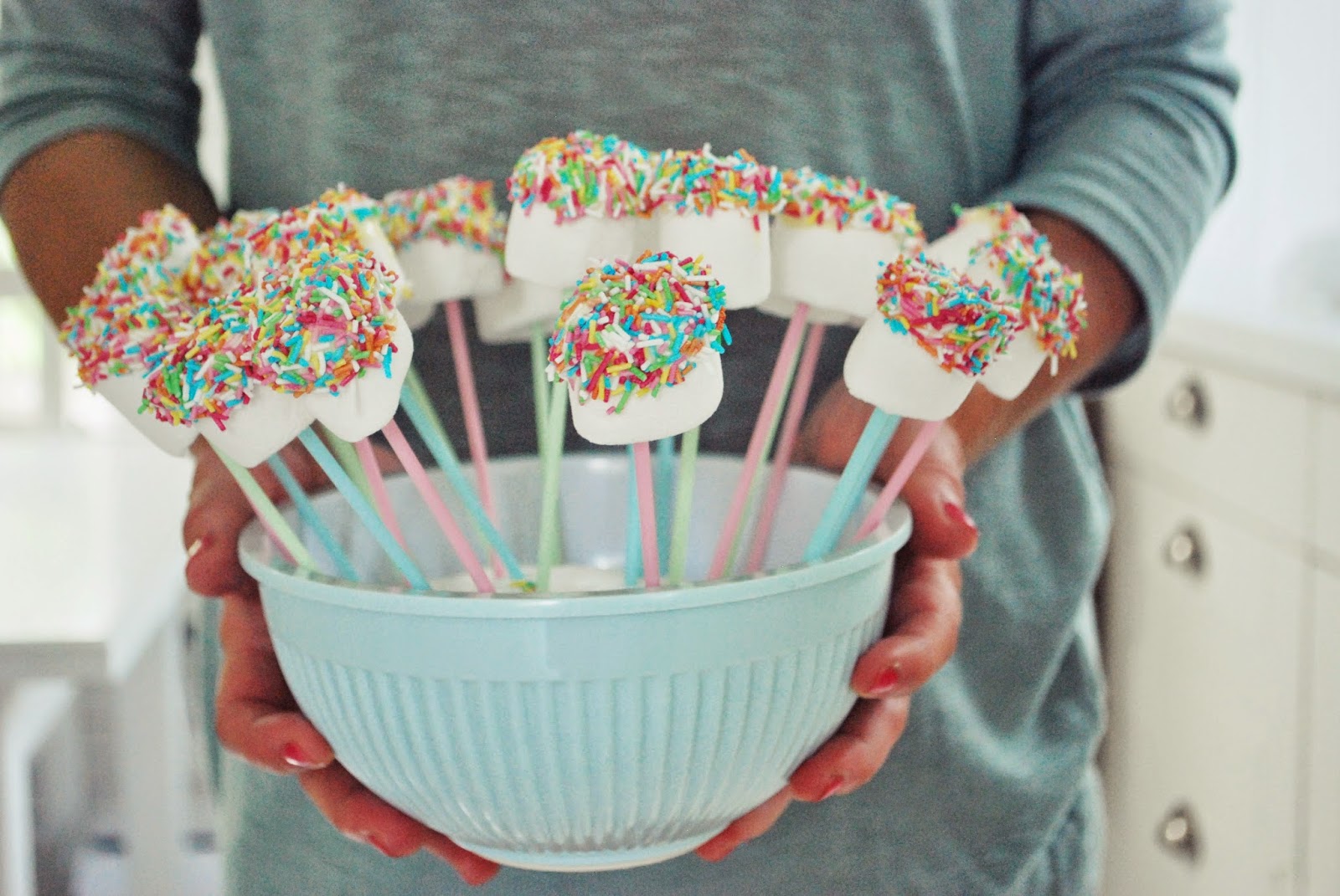 Детский день рождения в саду...