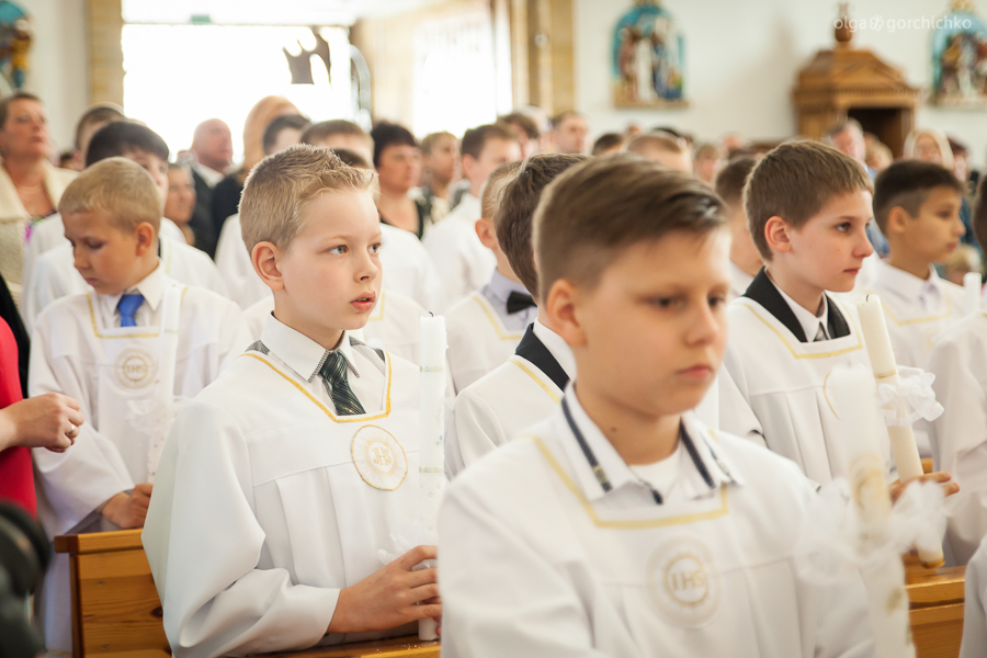 заклятье. кукла из фильма заклятие первое причастие. первое пробуждение фильм 2022. заклятье первое причастие фильм. первое причастие 2022.