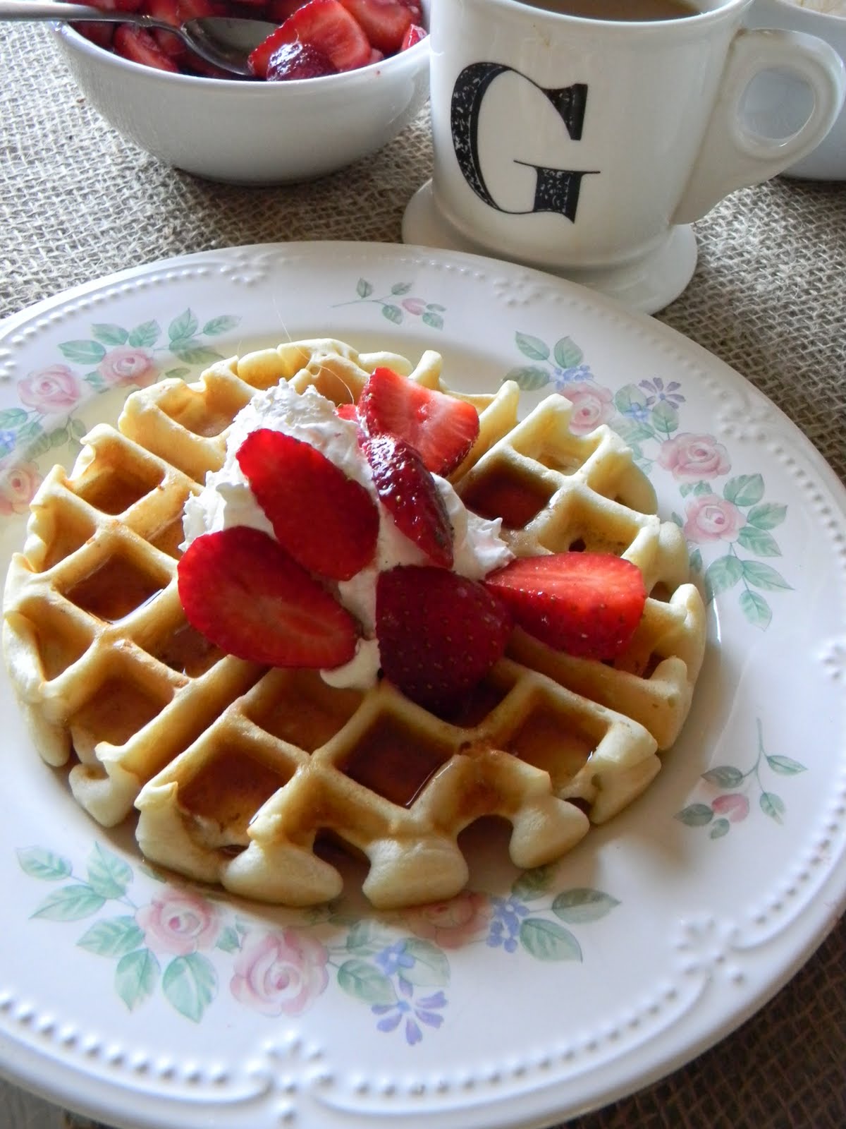 hopelessly-romantic-art-studio-mmmmmmn-mmmmn-good