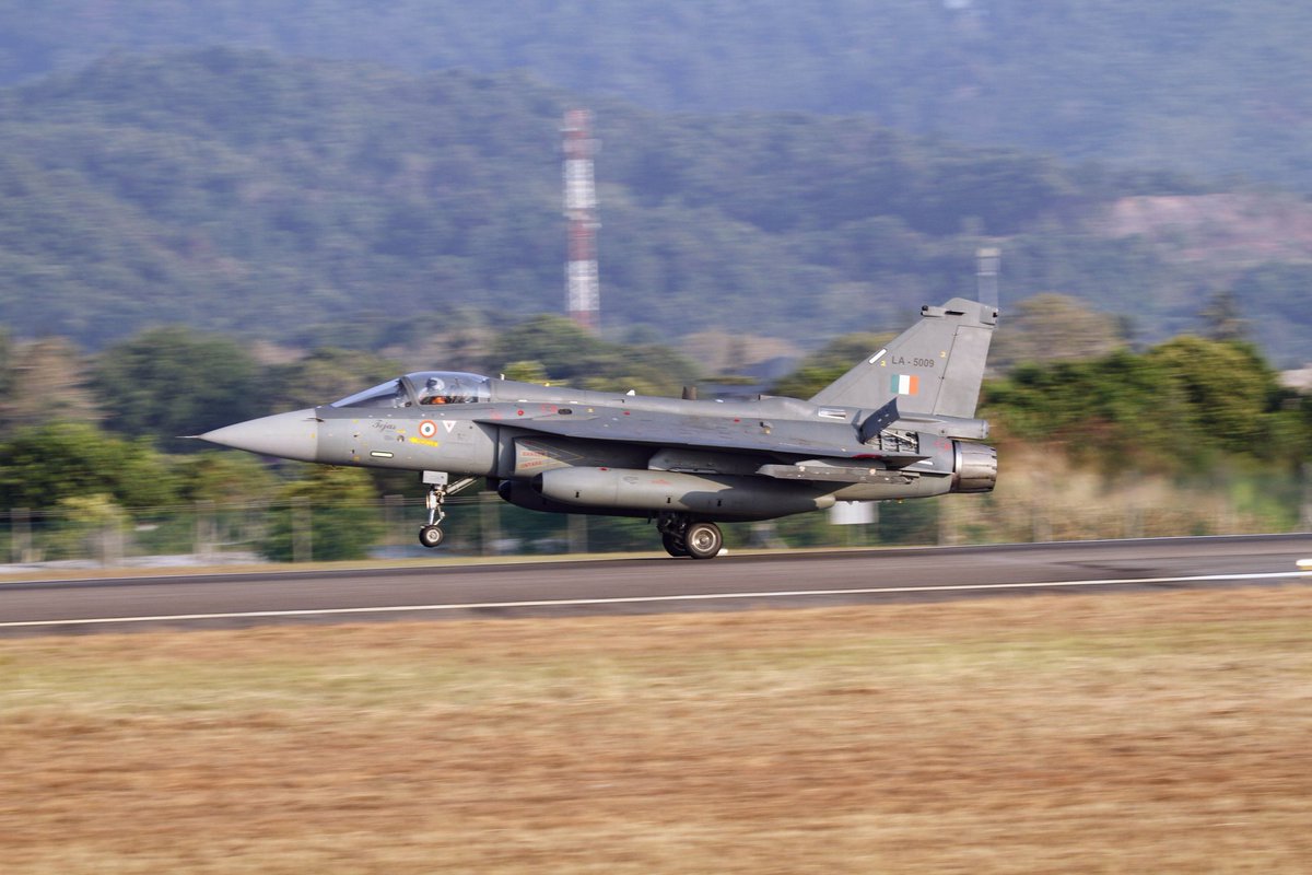 Defense Studies Light Combat Aircraft For Rmaf