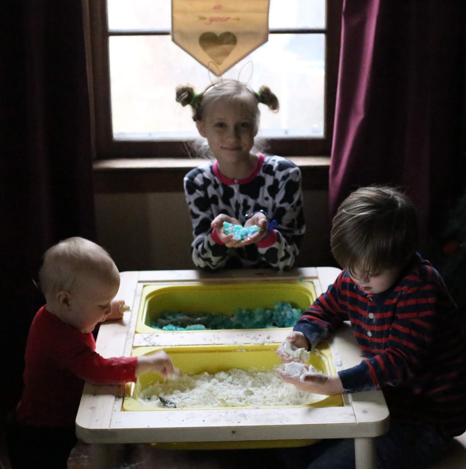 Our Five Ring Circus: Arctic Sensory Bin for Indoor Winter Sensory Play