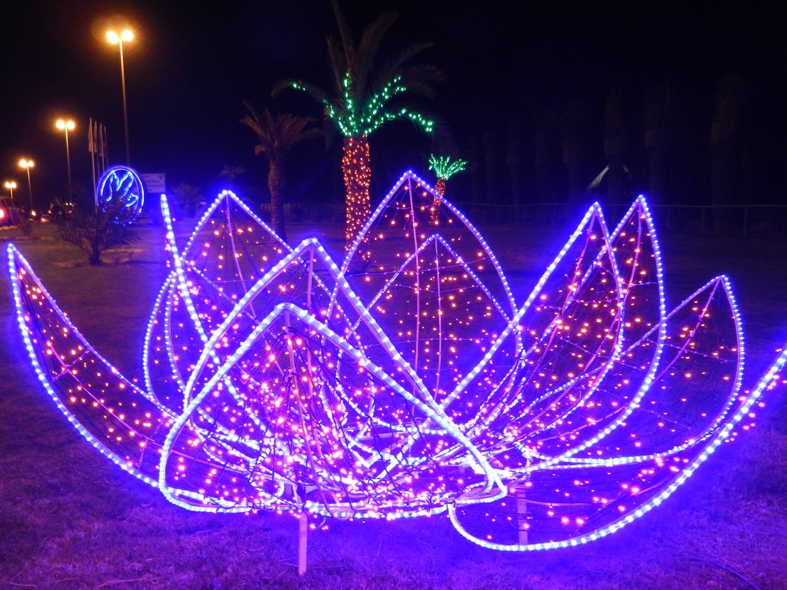 Kuweight 64 AHMADI LIGHTS TURNS MAGICAL FOR KUWAIT NATIONAL AND