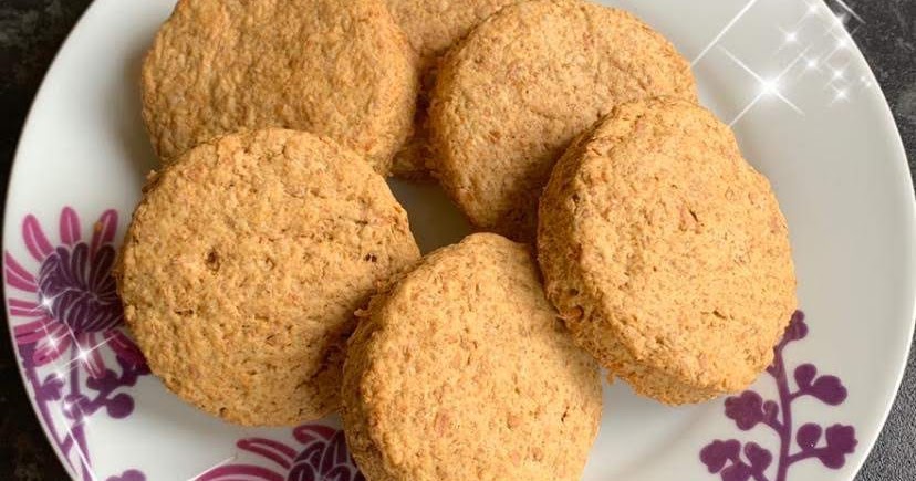 Sugar Free Wholemeal Oaty Digestive Biscuits, light, crunchy and easy