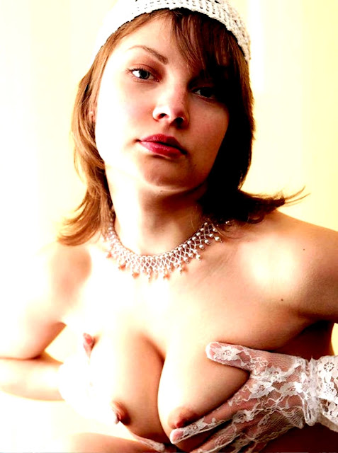 Сиси эротика НЮ фото www.eroticaxxx.ru подборки эротики и голые сиськи