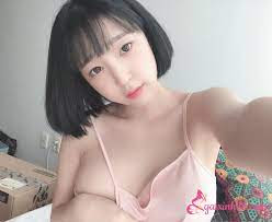 In Kyung lộ clip nóng không mặc đồ 11