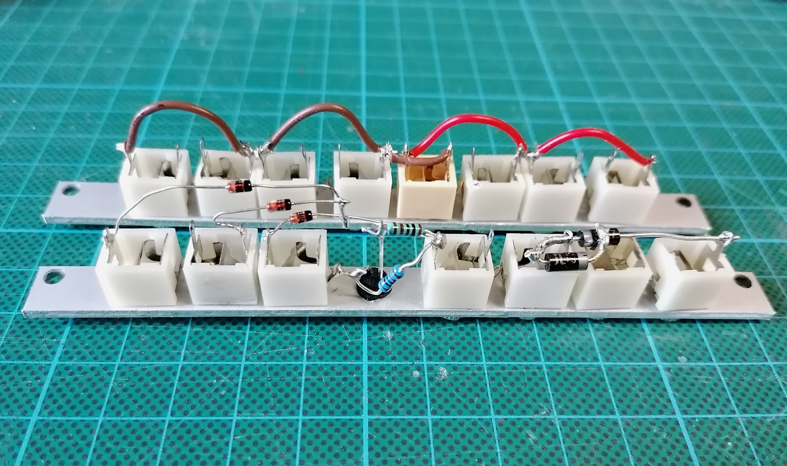 Growing your modular synthesizer for dummies Passive Modules