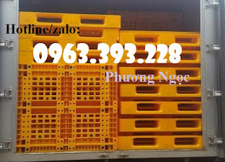 Pallet nhựa lót sàn, pallet nhựa nâng hàng, pallet kê kho 54b34397056fe231bb7e