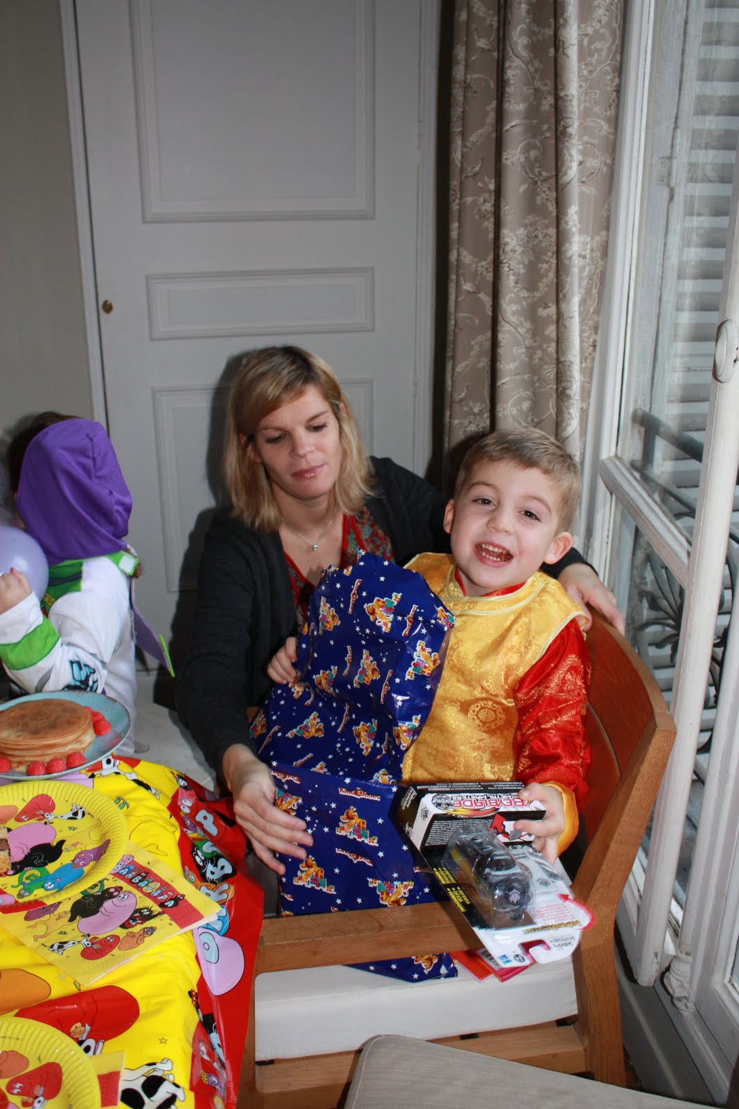 Loulou et Babou: L'anniversaire de Babou avec ses amis!